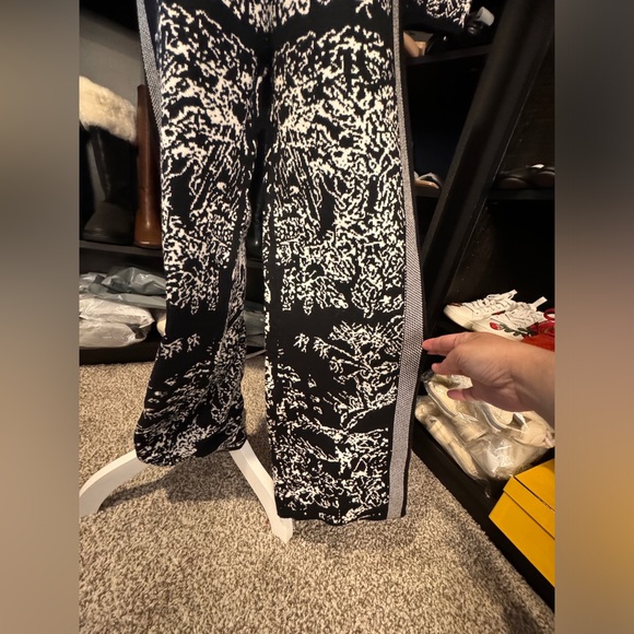 NWOT Knit Jogger Set - Picture 4 of 5